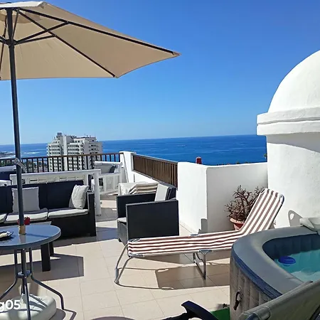 Penthouse Con Vistas Al Mar, Terraza, Jacuzzi Y Piscina En Playa Fanabe Apartment *